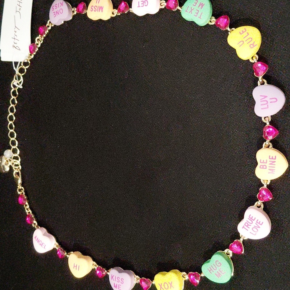 BETSEY JOHNSON  SWEETHEART NECKLACE - Picture 2 of 7